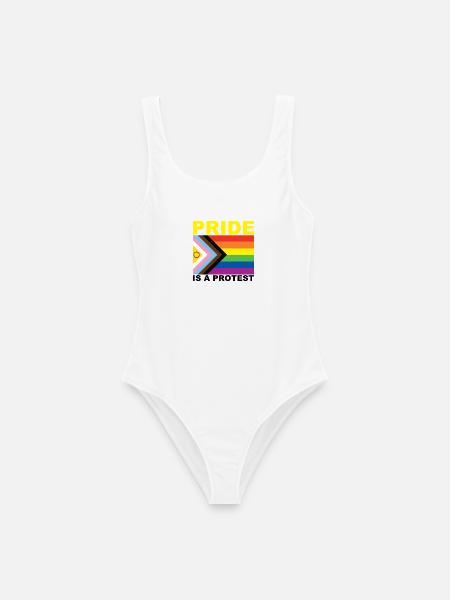 Pride is a Protest - Frauen Badeanzug - Weiß