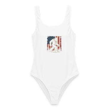 American Flag Bigfoot Yeti Patriotic Forest - Frauen Badeanzug - Weiß - Vorne - AI Model Female 172 dark (172cm)