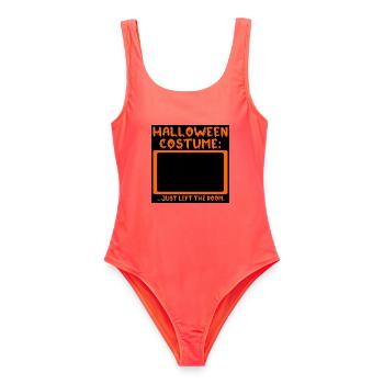 Lustiges Zitat zum Halloween-Kostüm - Frauen Badeanzug - Korallenrot - Vorne - AI Model Female 172 light (172cm)