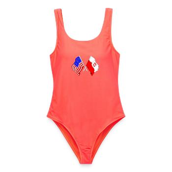 Flagge USA und Flagge Polen - Frauen Badeanzug - Korallenrot - Vorne - AI Model Female 172 light (172cm)