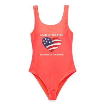 USA Herz - Land of the Free because of the Brave - Frauen Badeanzug - Korallenrot - Vorne - AI Model Female 172 light (172cm)