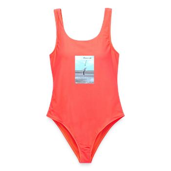 Wattvogel Möwe im Flug über das Wattenmeer - Frauen Badeanzug - Korallenrot - Vorne - AI Model Female 172 light (172cm)