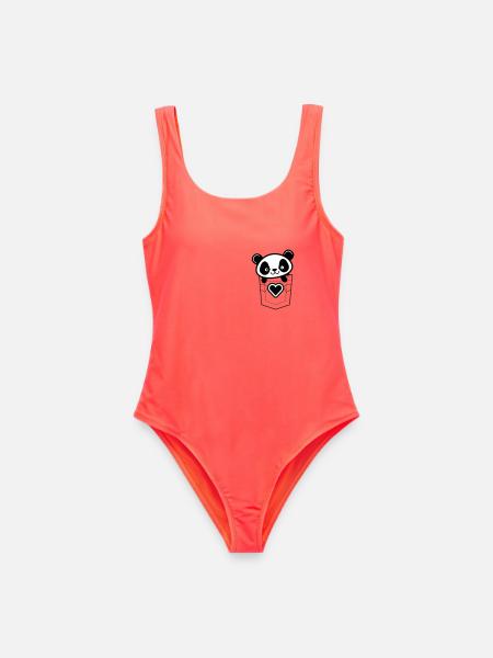 Panda in der Tasche mit Herz-Emblem - Frauen Badeanzug - Korallenrot