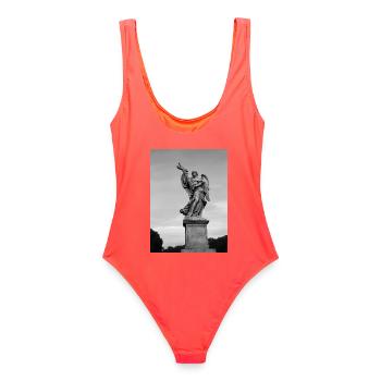 Statue d’ange avec croix grise - Maillot de bain femme - corail - Dos - AI Model Female 172 light (172cm)