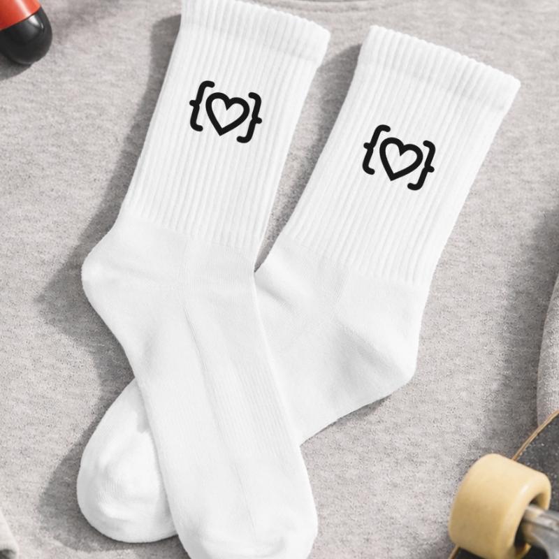 Herz des Programmierer-Code-Logos Kinder Tennissocken