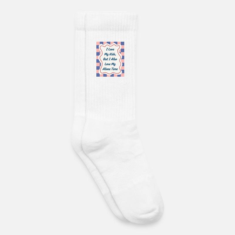 I Love my Alone Time – Eltern-Statement - Kinder Tennissocken - Weiß
