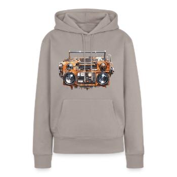 Ghettoblaster - Frauen Premium Bio Hoodie - Taupe - Vorne - Julia (174cm)