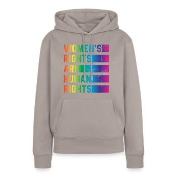 Frauenrechte sind Menschenrechte - Frauen Premium Bio Hoodie - Taupe - Vorne - Julia (174cm)