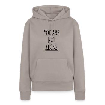 Tu n'es pas seul - Sweat à capuche Premium bio Femme - taupe - Devant - Julia (174cm)
