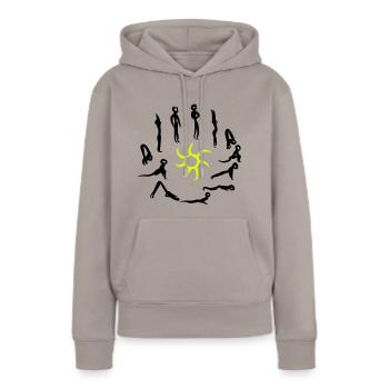 Yoga, sonnengruß - Frauen Premium Bio Hoodie - Taupe - Vorne - Julia (174cm)