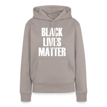 Black Lives Matter - Frauen Premium Bio Hoodie - Taupe - Vorne - Julia (174cm)