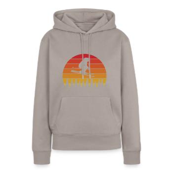 Design de skieur rétro avec coucher de soleil - Sweat à capuche Premium bio Femme - taupe - Devant - Julia (174cm)