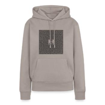 Labyrinth - Frauen Premium Bio Hoodie - Taupe - Vorne - Julia (174cm)