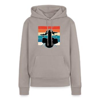 Schlagzeuger und Schlagzeug - Frauen Premium Bio Hoodie - Taupe - Vorne - Julia (174cm)