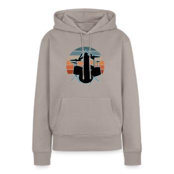 Schlagzeuger und Schlagzeug - Frauen Premium Bio Hoodie - Taupe - Vorne - Julia (174cm)
