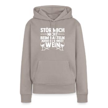Bastler Wein Basteln - Frauen Premium Bio Hoodie - Taupe - Vorne - Julia (174cm)