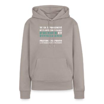 Humour Beauf - Design Amusant pour Homme - Sweat à capuche Premium bio Femme - taupe - Devant - Julia (174cm)