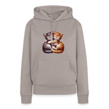 Zwei Kuschelnde Kätzchen in Liebevoller Umarmung - Frauen Premium Bio Hoodie - Taupe - Vorne - Julia (174cm)