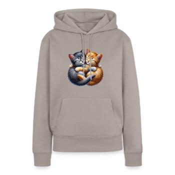 Zwei Kuschelnde Kätzchen in Liebevoller Umarmung - Frauen Premium Bio Hoodie - Taupe - Vorne - Julia (174cm)