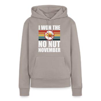 No Nut November gewonnen - Frauen Premium Bio Hoodie - Taupe - Vorne - Julia (174cm)
