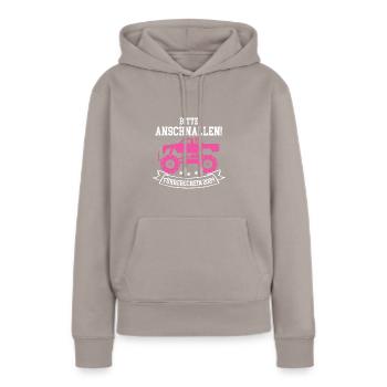 Führerschein Prüfung Bestanden Fahrschule 2024 - Frauen Premium Bio Hoodie - Taupe - Vorne - Julia (174cm)