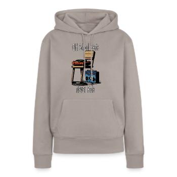 OldSchoolMusic - Frauen Premium Bio Hoodie - Taupe - Vorne - Julia (174cm)