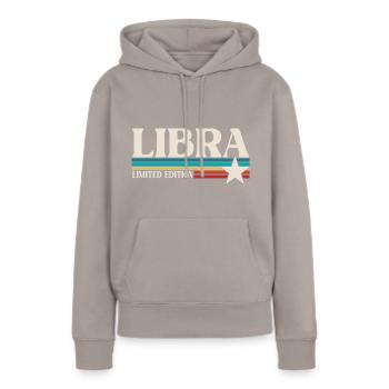 Sternzeichen Waage - Frauen Premium Bio Hoodie - Taupe - Vorne - Julia (174cm)
