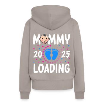 Mommy loading 2025, Mama loading 2025 - Frauen Premium Bio Hoodie - Taupe - Hinten - Julia (174cm)