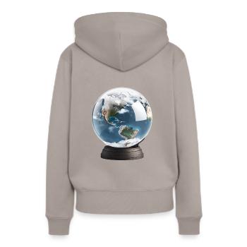 Gefangen in einer Schneekugel - Frauen Premium Bio Hoodie - Taupe - Hinten - Julia (174cm)