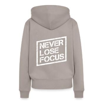 Motivation disant - Sweat à capuche Premium bio Femme - taupe - Dos - Julia (174cm)