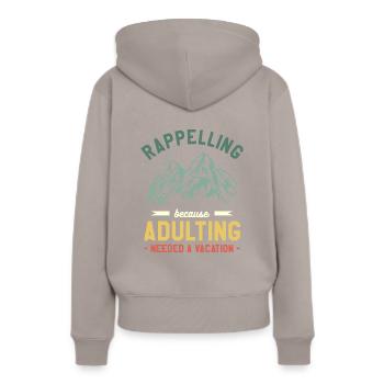 Abseilen, weil das Erwachsenwerden Urlaub brauchte - Frauen Premium Bio Hoodie - Taupe - Hinten - Julia (174cm)