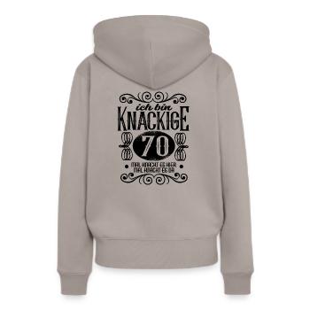 Knackige 70 Mal knackt es hier mal knackt es da - Frauen Premium Bio Hoodie - Taupe - Hinten - Julia (174cm)