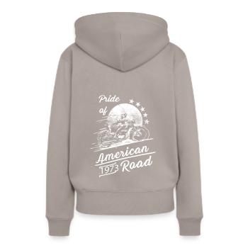 Idée cadeau moto américaine fierté - Sweat à capuche Premium bio Femme - taupe - Dos - Julia (174cm)