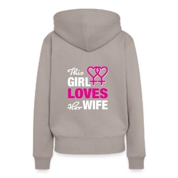 Lesbienne - Sweat à capuche Premium bio Femme - taupe - Dos - Julia (174cm)