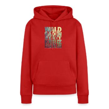 Waldbaden statt Kreuzfahrten - Frauen Premium Bio Hoodie - Rot - Vorne - Julia (174cm)