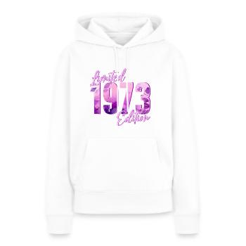 1973 Naissance femme d’anniversaire - Sweat à capuche Premium bio Femme - blanc - Devant - Julia (174cm)