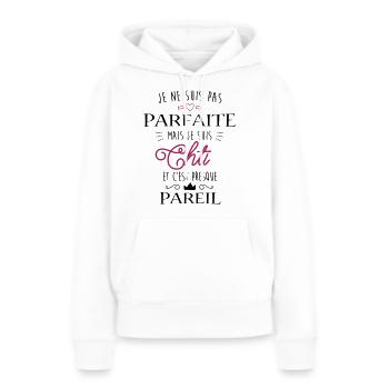 Chti Parfaite - Sweat à capuche Premium bio Femme - blanc - Devant - Julia (174cm)
