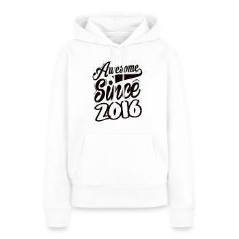 Awesome Since 2016 - Frauen Premium Bio Hoodie - Weiß - Vorne - Julia (174cm)