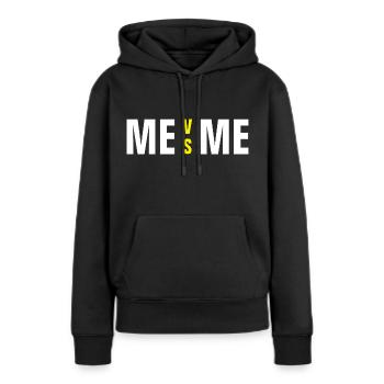 MOI CONTRE MOI - Sweat à capuche Premium bio Femme - noir - Devant - Julia (174cm)