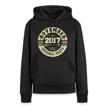 Millésime Novembre 2017 - Anniversaire Novembre 2017 - Sweat à capuche Premium bio Femme - noir - Devant - Julia (174cm)