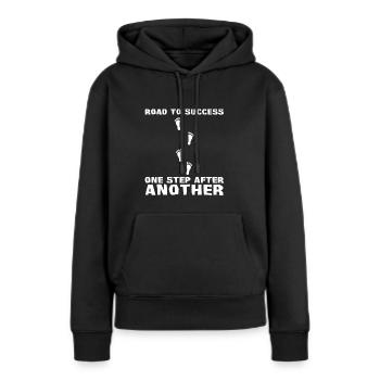 Straße zum Erfolg - Schritt für Schritt - Frauen Premium Bio Hoodie - Schwarz - Vorne - Julia (174cm)