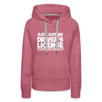 Just Got My Driver's License 2 - Frauen Premium Bio Hoodie - Malve - Vorne - Isabella (175cm)