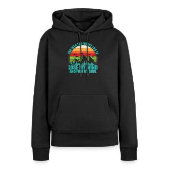 Wald - Frauen Premium Bio Hoodie - Schwarz - Vorne - Julia (174cm)
