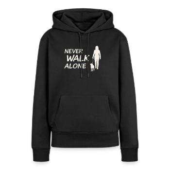 Ne jamais marcher seule – Femme avec chien - Sweat à capuche Premium bio Femme - noir - Devant - Julia (174cm)
