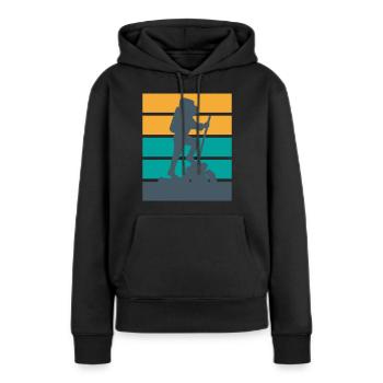 Trekking - nicht nur im Schwarzwald... - Frauen Premium Bio Hoodie - Schwarz - Vorne - Julia (174cm)