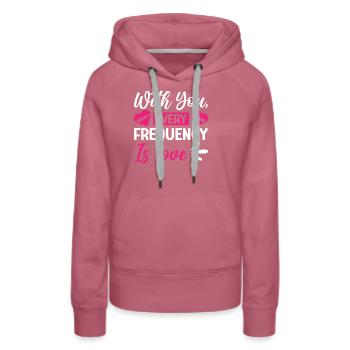 Radio Moderator Valentinstag Frequency Is Love - Frauen Premium Bio Hoodie - Malve - Vorne - Isabella (175cm)