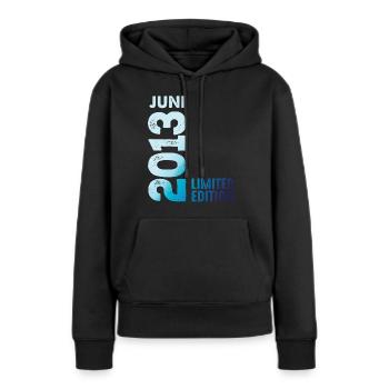 Limited Edition Juli 2013 Legendär Seit Juli 2013 - Frauen Premium Bio Hoodie - Schwarz - Vorne - Julia (174cm)