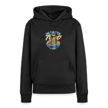 In Pasta vertrauen wir - Pasta - Frauen Premium Bio Hoodie - Schwarz - Vorne - Julia (174cm)