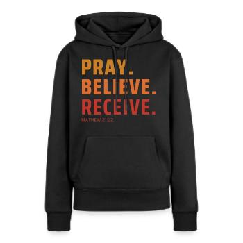 Pray Believe, Receive Gradient - Frauen Premium Bio Hoodie - Schwarz - Vorne - Julia (174cm)