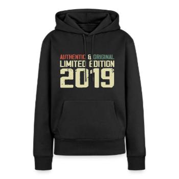 2019 Geburtstagsgeschenk 2019 Jahrgang 2019 Retro - Frauen Premium Bio Hoodie - Schwarz - Vorne - Julia (174cm)